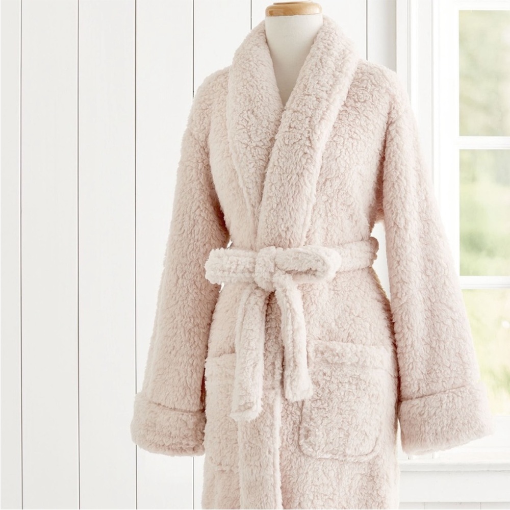 LIKE NEW! worn once! Pottery barn teddy bear robe, size large